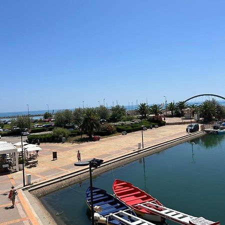 Studio Vue Mer Situe A Cote De La Plage Quartier Des Quilles سُت المظهر الخارجي الصورة