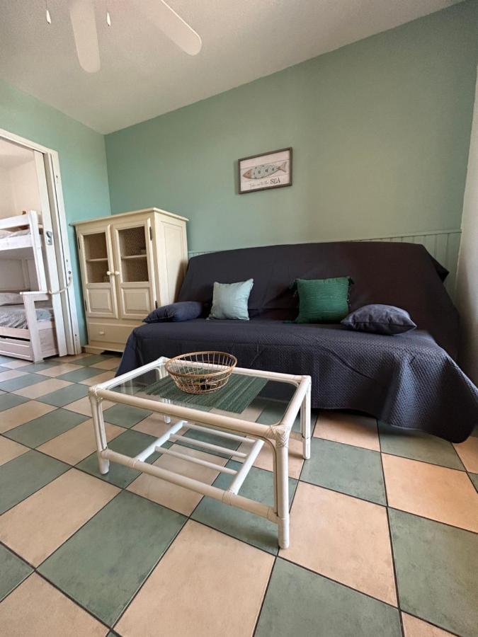 Studio Vue Mer Situe A Cote De La Plage Quartier Des Quilles سُت المظهر الخارجي الصورة